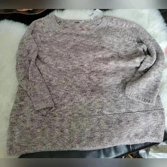 Raglan 3/4 Sleeve Sweater - Picture 4 of 6